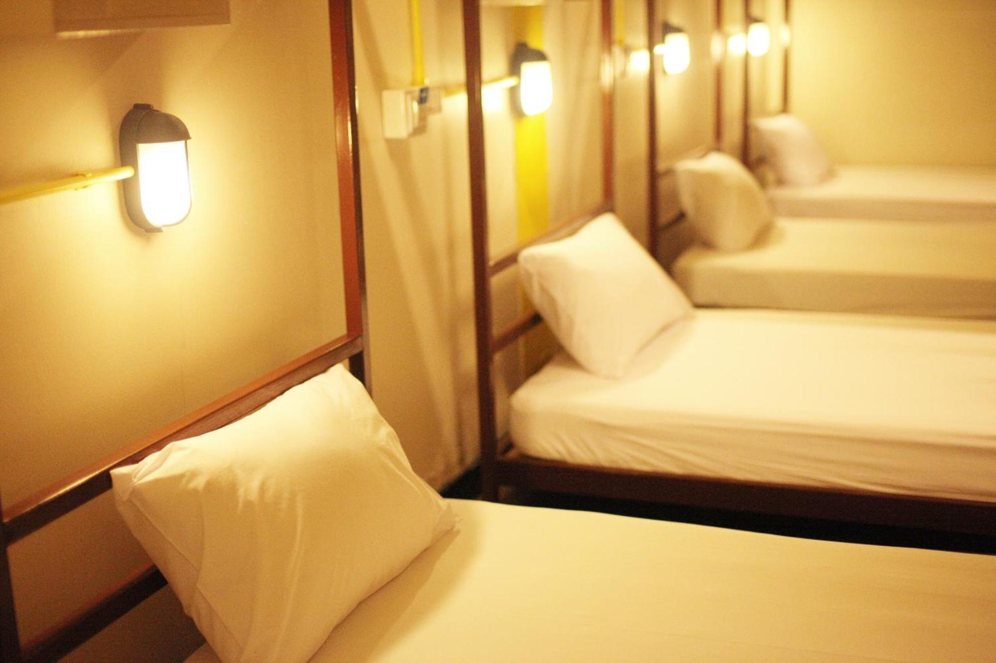Fun-D Hostel Чианграй Экстерьер фото