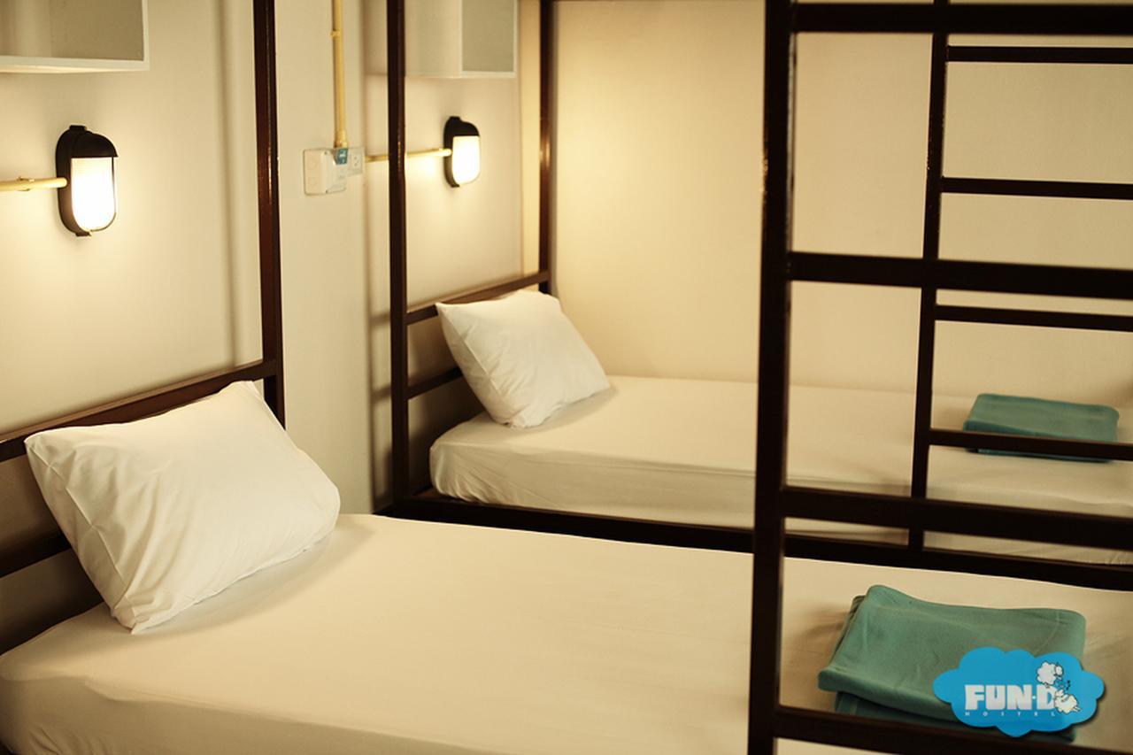 Fun-D Hostel Чианграй Экстерьер фото