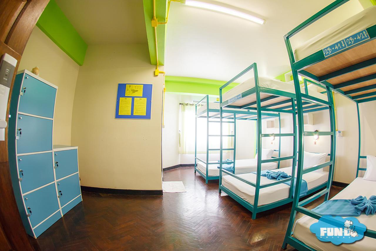 Fun-D Hostel Чианграй Экстерьер фото