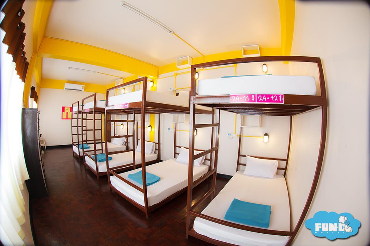 Fun-D Hostel Чианграй Экстерьер фото