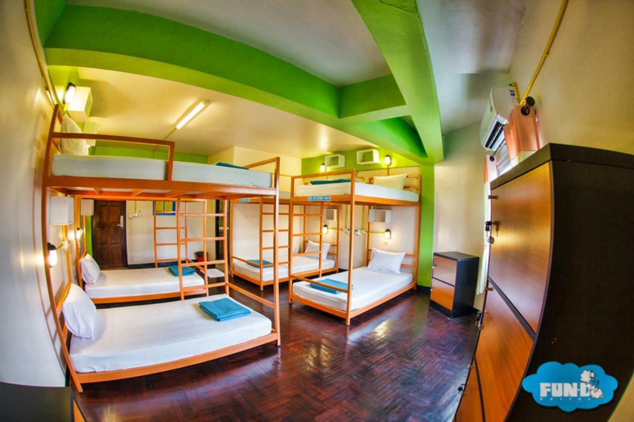 Fun-D Hostel Чианграй Экстерьер фото